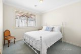 https://images.listonce.com.au/custom/160x/listings/17-caversham-drive-mornington-vic-3931/678/01647678_img_11.jpg?F5wzTS5M_Bg