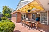 https://images.listonce.com.au/custom/160x/listings/17-caversham-drive-mornington-vic-3931/678/01647678_img_14.jpg?xm8HCzA5DYk