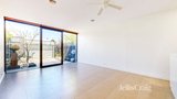 https://images.listonce.com.au/custom/160x/listings/17-clifton-street-richmond-vic-3121/815/01838815_img_02.jpg?Dydb5BhrMH4