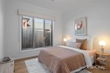 https://images.listonce.com.au/custom/160x/listings/17-cruz-court-yarra-glen-vic-3775/569/01969569_img_05.jpg?Z9kv8PyLDUo