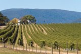https://images.listonce.com.au/custom/160x/listings/17-cruz-court-yarra-glen-vic-3775/569/01969569_img_14.jpg?gK67BfPyD3o