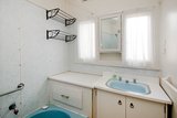 https://images.listonce.com.au/custom/160x/listings/17-curlew-crescent-norlane-vic-3214/228/01699228_img_06.jpg?BNhuel1LcQQ