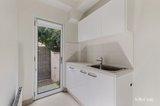 https://images.listonce.com.au/custom/160x/listings/17-daphne-street-canterbury-vic-3126/996/01890996_img_11.jpg?xOyI2EtBIoE