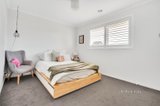 https://images.listonce.com.au/custom/160x/listings/17-davern-street-pascoe-vale-south-vic-3044/480/01226480_img_14.jpg?YR_emUd6Ve8