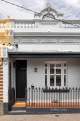 https://images.listonce.com.au/custom/160x/listings/17-davis-street-carlton-north-vic-3054/062/01598062_img_02.jpg?DGukCAFnm1U