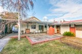 https://images.listonce.com.au/custom/160x/listings/17-davison-street-brunswick-vic-3056/415/01721415_img_10.jpg?asc2yiKxXeo