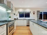 https://images.listonce.com.au/custom/160x/listings/17-dove-avenue-altona-vic-3018/746/01203746_img_05.jpg?tMmnkTer06U