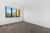 https://images.listonce.com.au/custom/160x/listings/17-dunrossil-close-mulgrave-vic-3170/438/01983438_img_10.jpg?cEMlO6pnpmw