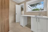 https://images.listonce.com.au/custom/160x/listings/17-dunstan-avenue-brunswick-vic-3056/137/01721137_img_11.jpg?Liq_C4S3REI