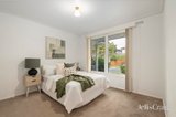 https://images.listonce.com.au/custom/160x/listings/17-durham-road-kilsyth-vic-3137/394/01879394_img_06.jpg?3vCh9D7QIL4