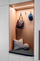 https://images.listonce.com.au/custom/160x/listings/17-edmends-street-brunswick-vic-3056/079/01943079_img_19.jpg?UKyCmipMkmA