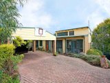 https://images.listonce.com.au/custom/160x/listings/17-edward-road-chirnside-park-vic-3116/561/00620561_img_01.jpg?rgH7vj0BhZ8