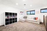 https://images.listonce.com.au/custom/160x/listings/17-elsa-court-eltham-vic-3095/868/00576868_img_06.jpg?oV6-Vq-RMPI