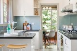 https://images.listonce.com.au/custom/160x/listings/17-estelle-street-bulleen-vic-3105/887/01479887_img_04.jpg?rOjsF78qyOo