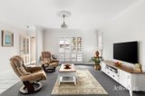 https://images.listonce.com.au/custom/160x/listings/17-ester-street-greensborough-vic-3088/874/01933874_img_03.jpg?UcxK4Qn3JeY