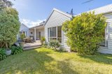 https://images.listonce.com.au/custom/160x/listings/17-forrest-avenue-sorrento-vic-3943/807/01430807_img_12.jpg?8WMOsugp5z4