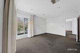 https://images.listonce.com.au/custom/160x/listings/17-freeman-street-balwyn-vic-3103/833/01941833_img_14.jpg?AuRUnCF6MUU
