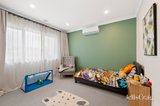 https://images.listonce.com.au/custom/160x/listings/17-gallagher-crescent-lilydale-vic-3140/055/01826055_img_20.jpg?N6-jppMUfGg