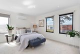 https://images.listonce.com.au/custom/160x/listings/17-gauntlet-road-malvern-east-vic-3145/200/01660200_img_08.jpg?HZ9_U0cFmQ8