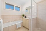 https://images.listonce.com.au/custom/160x/listings/17-george-street-mont-albert-vic-3127/253/01692253_img_06.jpg?2xYPeXedUX4