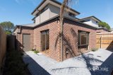https://images.listonce.com.au/custom/160x/listings/17-gladstone-street-lilydale-vic-3140/168/01922168_img_01.jpg?YwH5dMVMwic
