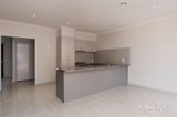 https://images.listonce.com.au/custom/160x/listings/17-gladstone-street-lilydale-vic-3140/168/01922168_img_11.jpg?52kBLZPV1mQ