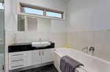 https://images.listonce.com.au/custom/160x/listings/17-glenice-avenue-blackburn-south-vic-3130/257/00094257_img_09.jpg?CO8zws_7UHU