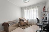 https://images.listonce.com.au/custom/160x/listings/17-glenlyon-road-brunswick-vic-3056/473/01954473_img_10.jpg?TSzYmiU74AM