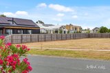 https://images.listonce.com.au/custom/160x/listings/17-goldies-lane-woodend-vic-3442/921/01866921_img_02.jpg?hLeUr07md74
