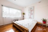 https://images.listonce.com.au/custom/160x/listings/17-grandview-grove-carnegie-vic-3163/611/01796611_img_05.jpg?Acg3_er-cRE