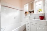 https://images.listonce.com.au/custom/160x/listings/17-grandview-grove-carnegie-vic-3163/611/01796611_img_07.jpg?s8QMdZY7VRI