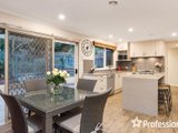 https://images.listonce.com.au/custom/160x/listings/17-graneby-rise-mount-evelyn-vic-3796/366/01526366_img_09.jpg?h90tTUHZJ1Q