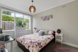 https://images.listonce.com.au/custom/160x/listings/17-hedgeley-avenue-malvern-east-vic-3145/887/00362887_img_05.jpg?72BtoKF4APo