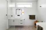 https://images.listonce.com.au/custom/160x/listings/17-heidelberg-road-clifton-hill-vic-3068/936/01720936_img_08.jpg?R-3CTrHDh88