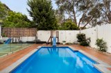 https://images.listonce.com.au/custom/160x/listings/17-helwig-avenue-montmorency-vic-3094/668/01593668_img_20.jpg?LGptKN1eUbI