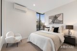 https://images.listonce.com.au/custom/160x/listings/17-henry-street-doncaster-vic-3108/111/01976111_img_09.jpg?YwLIFfqCFr0