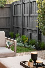 https://images.listonce.com.au/custom/160x/listings/17-henry-street-doncaster-vic-3108/111/01976111_img_14.jpg?wS2Q6wCJabI