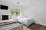 https://images.listonce.com.au/custom/160x/listings/17-hiskens-street-sorrento-vic-3943/768/01886768_img_05.jpg?dy9ZDm0eEJg