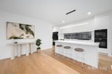 https://images.listonce.com.au/custom/160x/listings/17-hobart-street-bentleigh-vic-3204/732/01933732_img_07.jpg?9z8akBpJ1X8