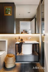 https://images.listonce.com.au/custom/160x/listings/17-hodgson-street-fitzroy-vic-3065/898/01800898_img_09.jpg?qQTHg6tkPgA