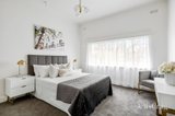 https://images.listonce.com.au/custom/160x/listings/17-homebush-crescent-hawthorn-east-vic-3123/348/01782348_img_05.jpg?_81Nh8r5sAQ