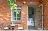 https://images.listonce.com.au/custom/160x/listings/17-homebush-crescent-hawthorn-east-vic-3123/348/01782348_img_09.jpg?04WMweK7so4