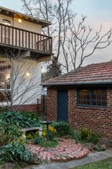 https://images.listonce.com.au/custom/160x/listings/17-hopetoun-grove-eaglemont-vic-3084/478/01264478_img_15.jpg?0Nmqz7sBDqk