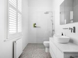 https://images.listonce.com.au/custom/160x/listings/17-hunter-street-abbotsford-vic-3067/880/01817880_img_02.jpg?wpqdsfHPopo