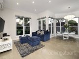 https://images.listonce.com.au/custom/160x/listings/17-irymple-avenue-kew-east-vic-3102/953/01684953_img_05.jpg?YCJETKpd638