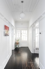 https://images.listonce.com.au/custom/160x/listings/17-irymple-avenue-st-kilda-vic-3182/495/01591495_img_09.jpg?Q6rKDpJjfEY