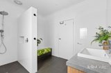 https://images.listonce.com.au/custom/160x/listings/17-itkeston-street-herne-hill-vic-3218/952/01859952_img_15.jpg?CBl-gxr0avU