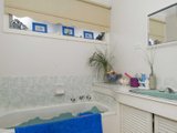 https://images.listonce.com.au/custom/160x/listings/17-jedda-street-bell-post-hill-vic-3215/533/01699533_img_08.jpg?QDJIqhl1o8U