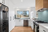 https://images.listonce.com.au/custom/160x/listings/17-jeffreys-street-woodend-vic-3442/977/01947977_img_06.jpg?kDvIKWvwt4M