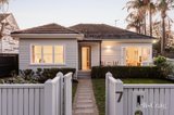 https://images.listonce.com.au/custom/160x/listings/17-joan-street-moorabbin-vic-3189/756/01977756_img_01.jpg?G7AOUwJu8Zg